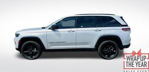2022 Jeep Grand Cherokee Altitude