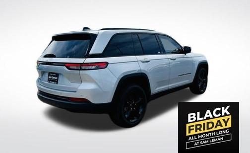 2022 Jeep Grand Cherokee Altitude