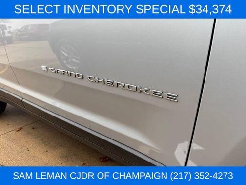Silver Zynith 2025 Jeep Grand Cherokee Laredo X