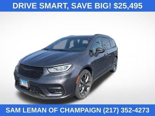 2021 Chrysler Pacifica Touring