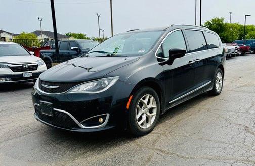2020 Chrysler Pacifica Touring-L Plus