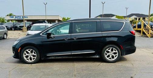 2020 Chrysler Pacifica Touring-L Plus