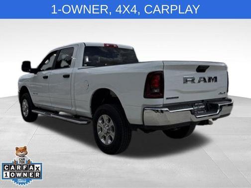 Bright White Clearcoat 2026 RAM 2500 Big Horn