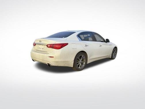 2015 INFINITI Q50 Premium