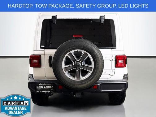 Bright White Clearcoat 2021 Jeep Wrangler Unlimited Sahara