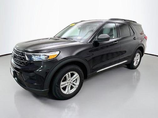 Black Metallic 2021 Ford Explorer XLT