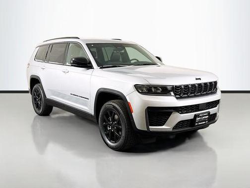 Silver Zynith 2026 Jeep Grand Cherokee L Laredo