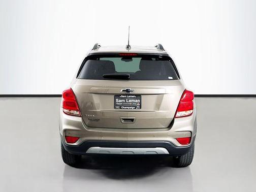Stone Gray Metallic 2021 Chevrolet Trax LT