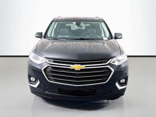 Mosaic Black Metallic 2018 Chevrolet Traverse LT Leather