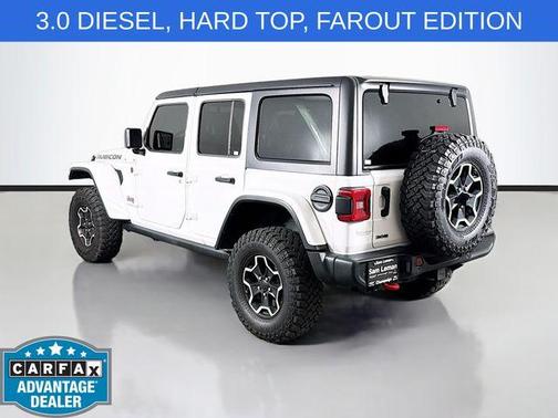 Bright White Clearcoat 2023 Jeep Wrangler Rubicon