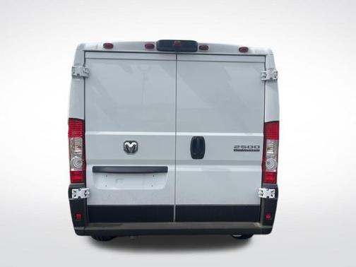 2025 RAM ProMaster 2500 Base