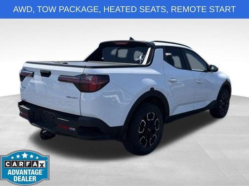 Ice White 2022 Hyundai SANTA CRUZ 2.5T SEL Premium