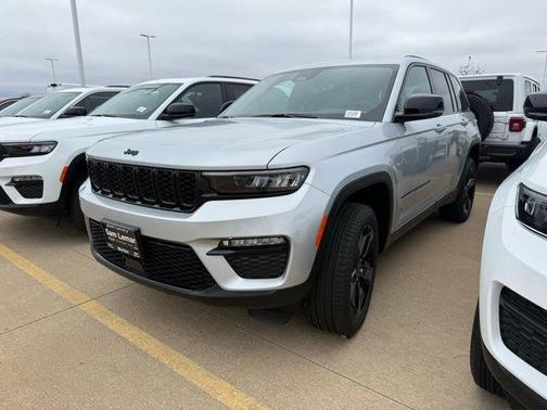 Silver Zynith 2025 Jeep Grand Cherokee Limited