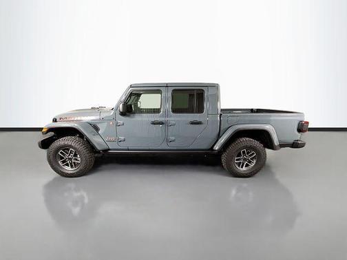 Anvil Clearcoat 2026 Jeep Gladiator Mojave