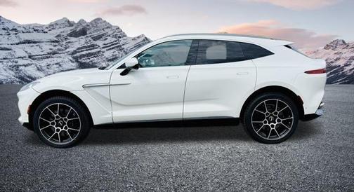 2021 Aston Martin DBX Base