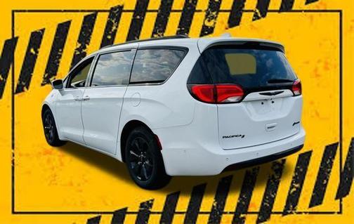 2020 Chrysler Pacifica Hybrid Limited