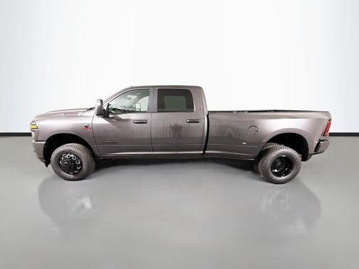 Granite Crystal Clearcoat Metallic 2026 RAM 3500 Big Horn