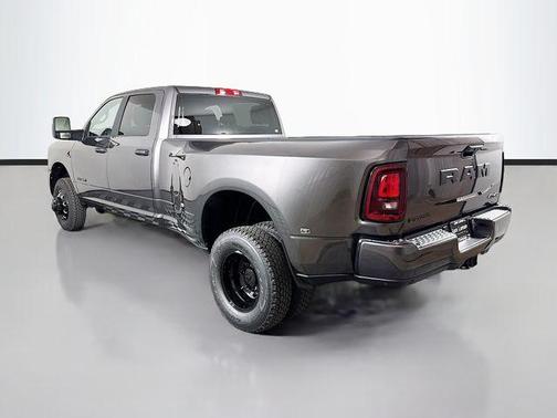 Granite Crystal Clearcoat Metallic 2026 RAM 3500 Big Horn
