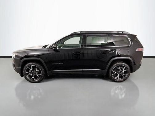 Diamond Black 2026 Jeep Cherokee Overland