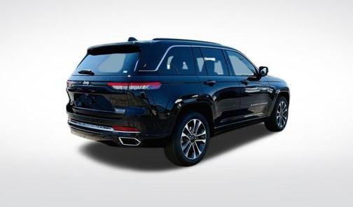 2025 Jeep Grand Cherokee Overland