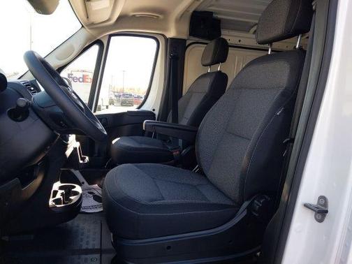 2025 RAM ProMaster 1500 Low Roof