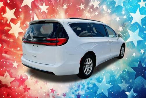 2022 Chrysler Pacifica Touring-L