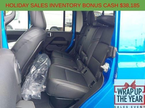 2025 Jeep Gladiator Sport