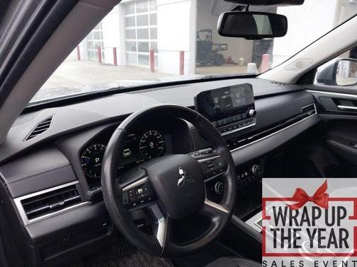 2022 Mitsubishi Outlander SE