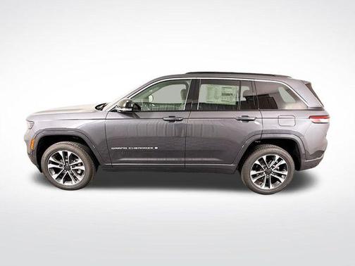 2025 Jeep Grand Cherokee Overland