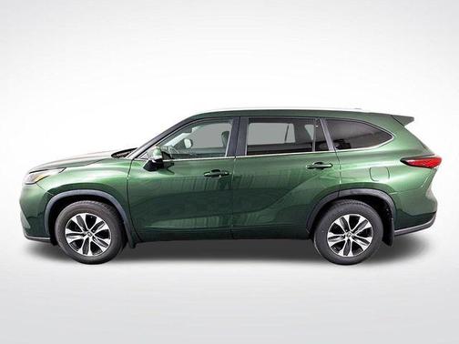 Cypress 2023 Toyota Highlander XLE