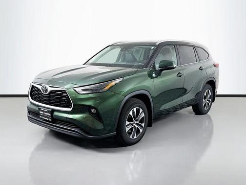 Cypress 2023 Toyota Highlander XLE