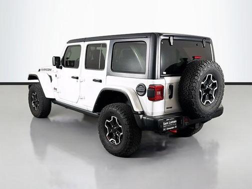 Bright White Clearcoat 2023 Jeep Wrangler Rubicon