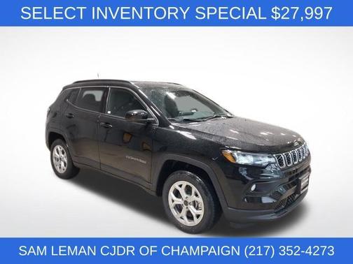 Diamond Black 2026 Jeep Compass Latitude