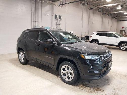 Diamond Black 2026 Jeep Compass Latitude