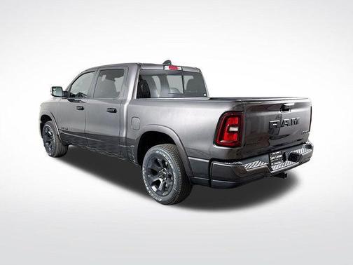 Granite Crystal Clearcoat Metallic 2026 RAM 1500 Big Horn/Lone Star