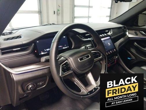 2022 Jeep Grand Cherokee Overland