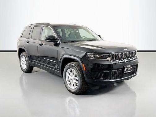 Diamond Black 2026 Jeep Grand Cherokee Laredo X