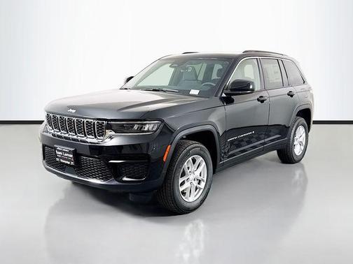 Diamond Black 2026 Jeep Grand Cherokee Laredo X
