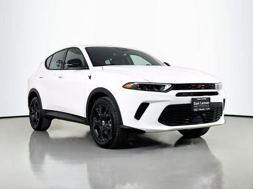 Q BALL 2025 Dodge Hornet GT