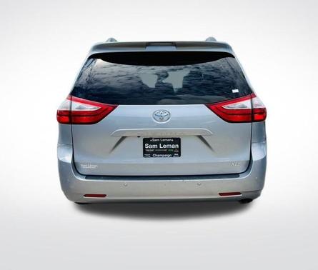 2017 Toyota Sienna XLE Premium