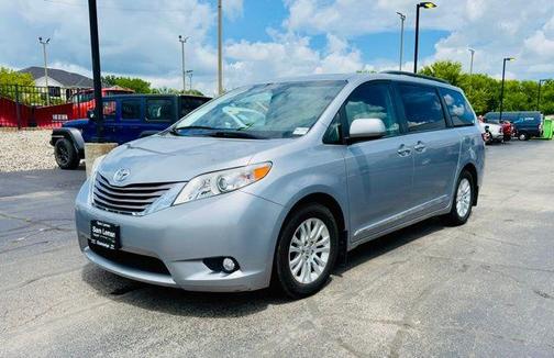 2017 Toyota Sienna XLE Premium