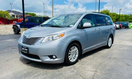 2017 Toyota Sienna XLE Premium