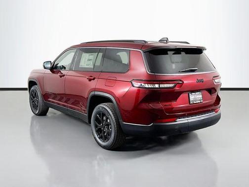 Velvet Red Pearlcoat 2026 Jeep Grand Cherokee L Laredo