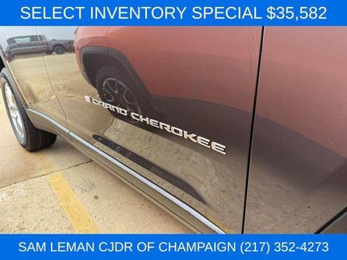 Metallic 2025 Jeep Grand Cherokee Laredo X