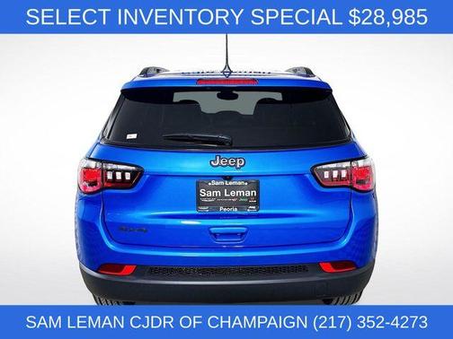Hydro Blue Pearlcoat 2026 Jeep Compass Latitude