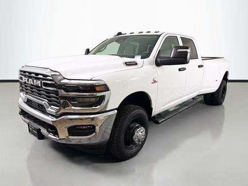 Bright White Clearcoat 2026 RAM 3500 Tradesman