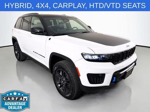 Bright White Clearcoat 2024 Jeep Grand Cherokee 4xe Trailhawk