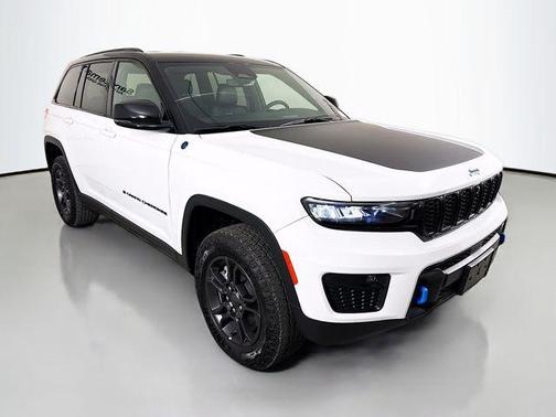2024 Jeep Grand Cherokee 4xe Trailhawk