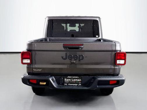 Granite Crystal Clearcoat Metallic 2026 Jeep Gladiator 85th Anniversary Edition