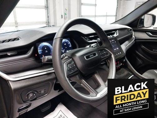 2024 Jeep Grand Cherokee Laredo